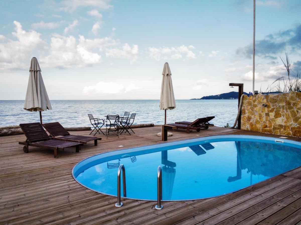 Seashore Stream Suites Alykes  Eksteriør billede