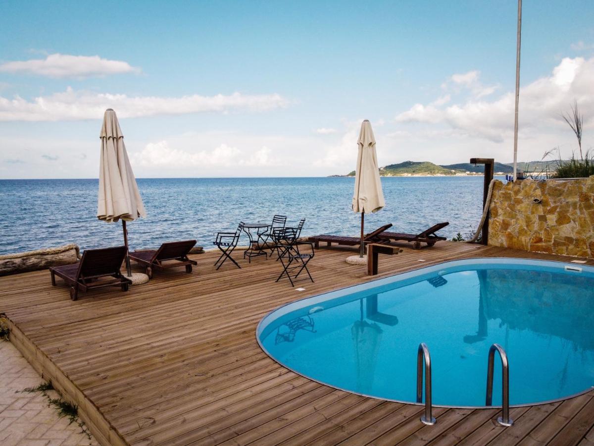 Seashore Stream Suites Alykes  Eksteriør billede
